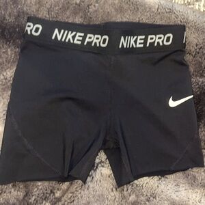 Girls size M Nike dri-fit shorts